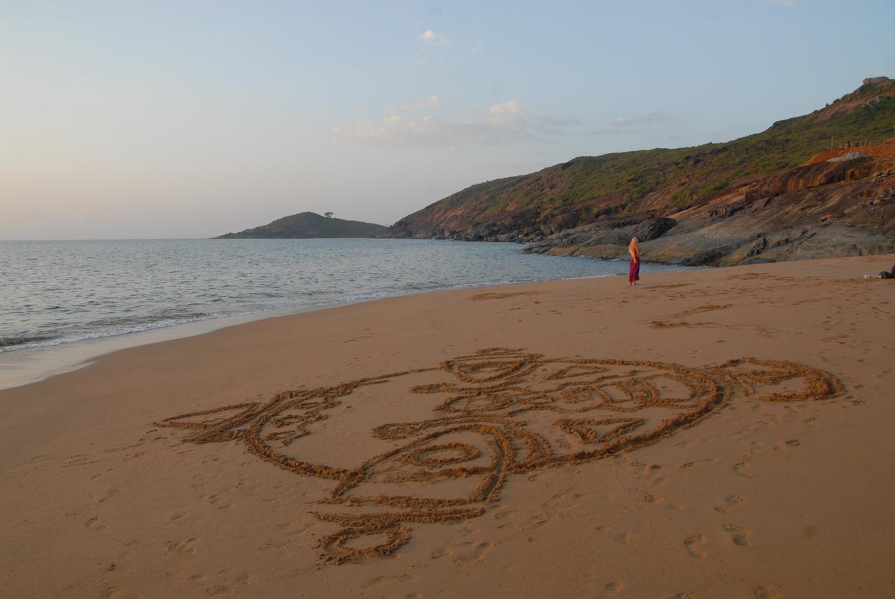 Honey Beach Cottages 戈卡尔纳 外观 照片
